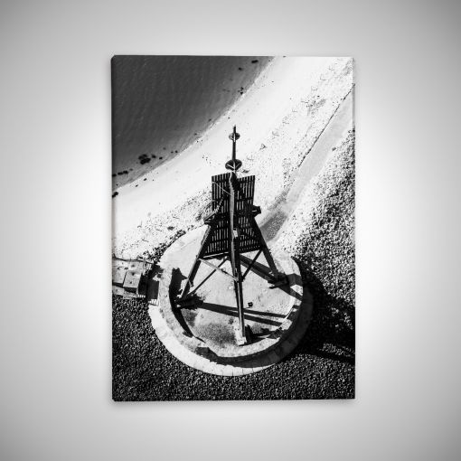 CuxPrint - Motiv: Kugelbake von oben schwarz weiß hochformat | Leinwand Galerie Print