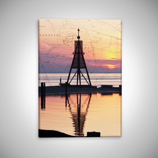 CuxPrint - Motiv: Kugelbake im Sonnenaufgang mit Seekarte Hochformat | Leinwand Galerie Print