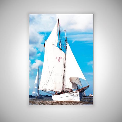 CuxPrint - Motiv: Segelschiff auf der Nordsee Hochformat | 3mm Alu-Dibond-Platte Galerie Print