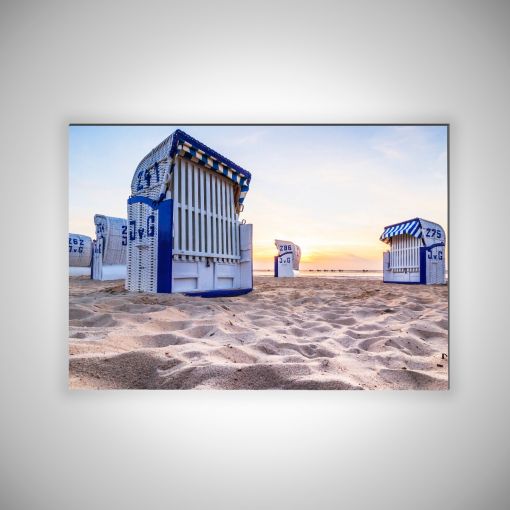 CuxPrint - Motiv: Strandkörbe im Sonnenaufgang Querformat | 3mm Alu-Dibond-Platte Galerie Print