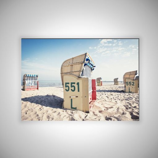 CuxPrint - Motiv: Strandkorb am Cuxhavener Strand Querformat | 3mm Alu-Dibond-Platte Galerie Print