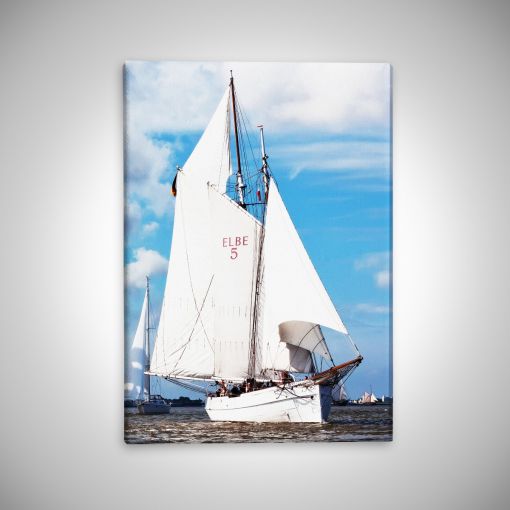 CuxPrint - Motiv: Segelschiff auf der Nordsee Hochformat | Leinwand Galerieprint