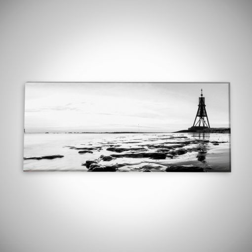 CuxPrint - Motiv: Kugelbake bei Ebbe schwarz weiß Panorama | Leinwand Galerie Print