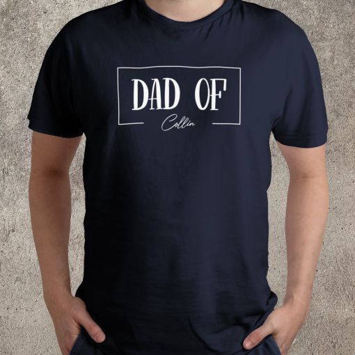 Motiv: DAD of mit Wunschname | T-Shirt